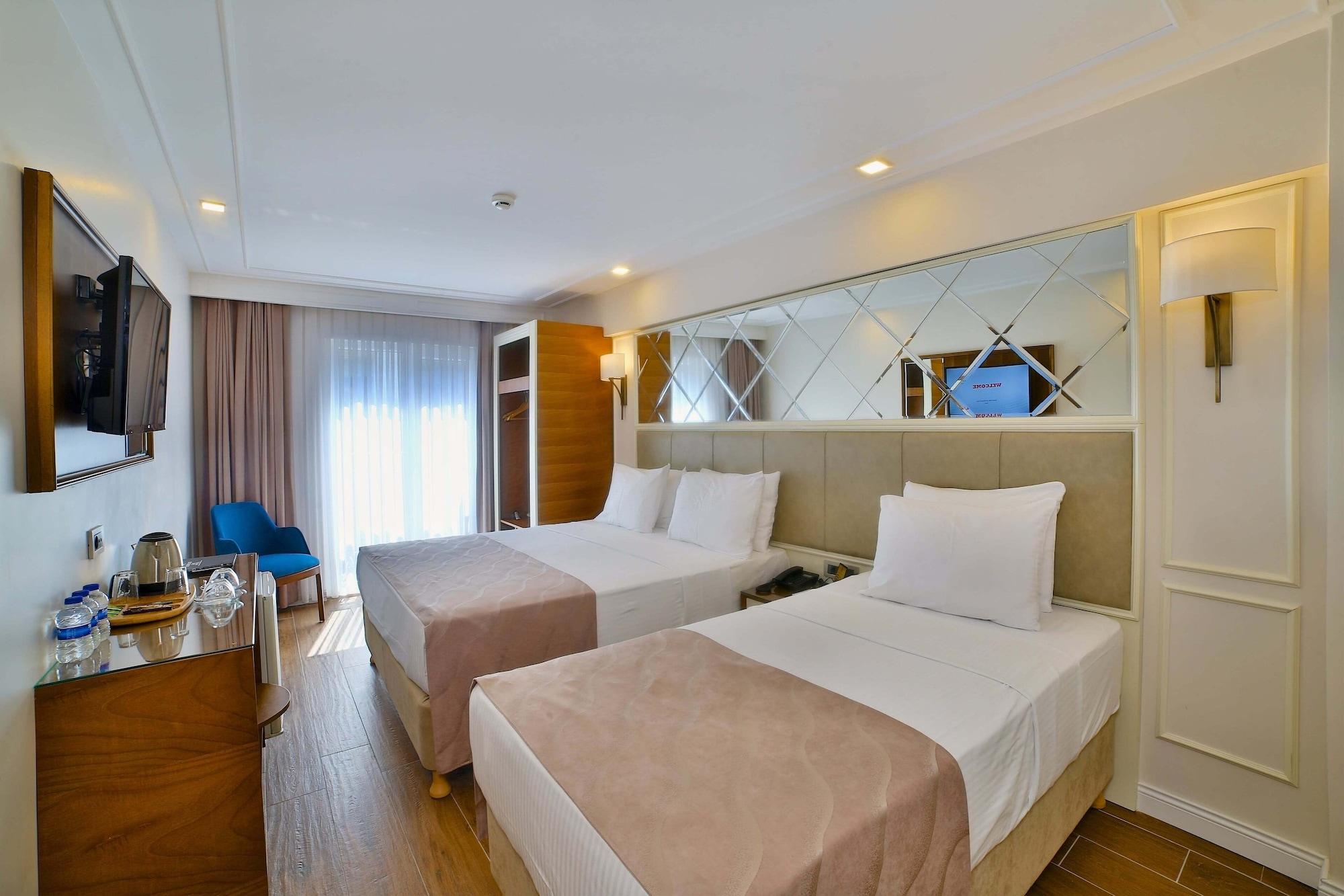 Marinem Hotel Istanbul Exterior photo